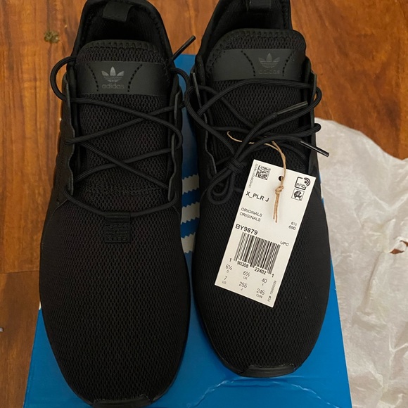 Adidas Black Running Shoes - Picture 2 of 2